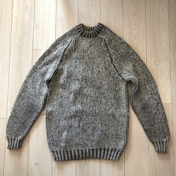Vintage Holt Renfrew Pure New Wool Cable Knit Sweater Made in England Size L - Picture 2 of 11